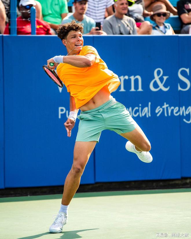 她在时尚圈 她在时尚圈