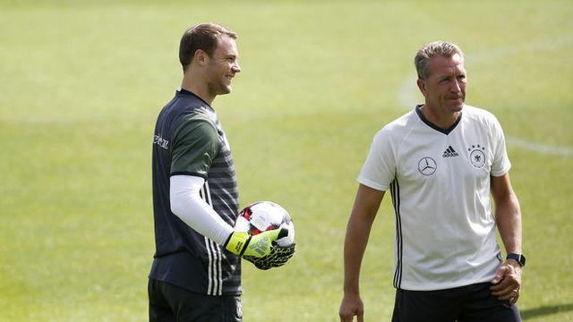 成功包揽冠 成功包揽冠