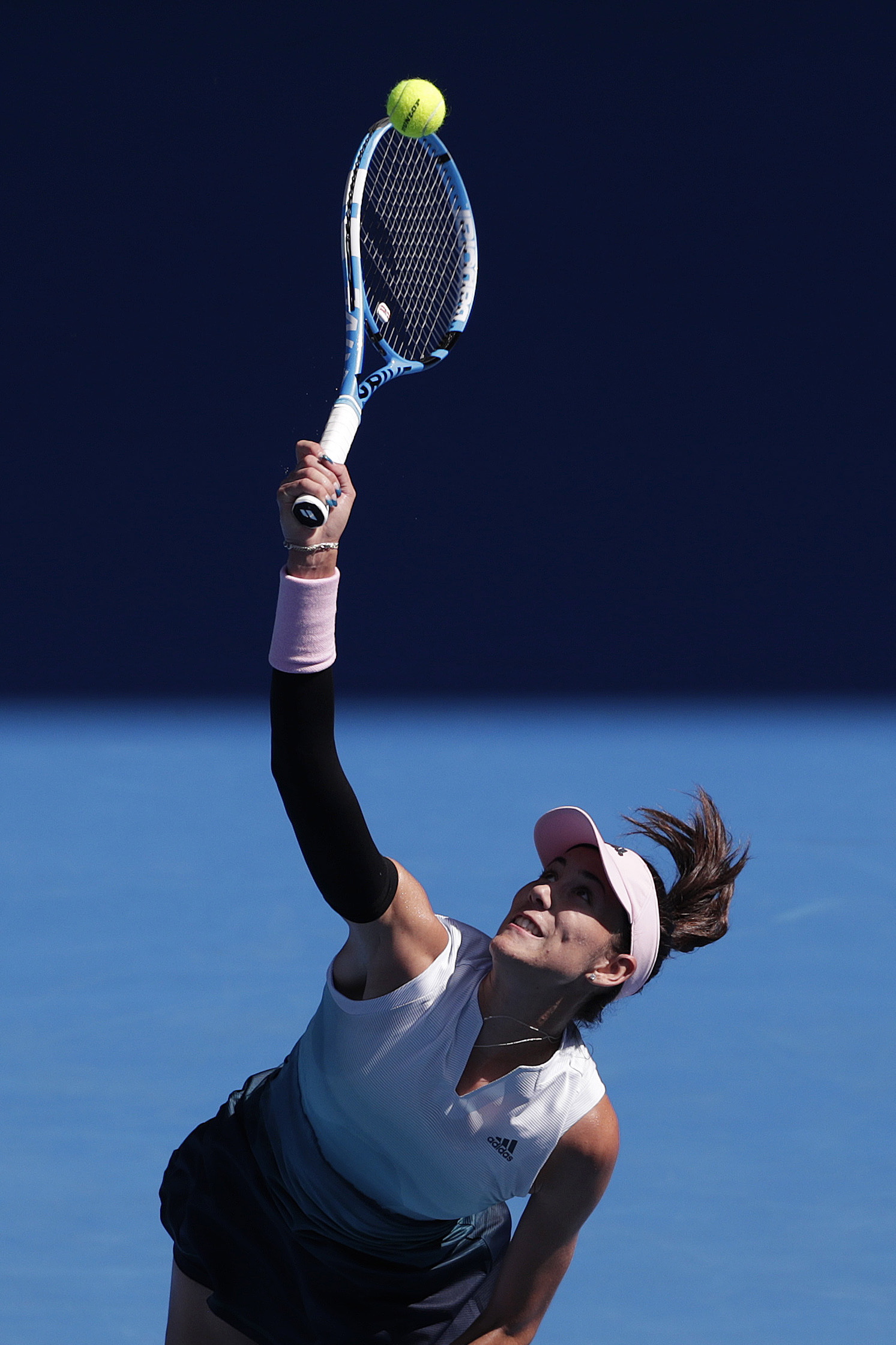 也为她带来 也为她带来