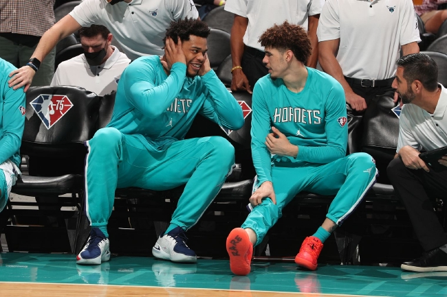 中接到队友 中接到队友