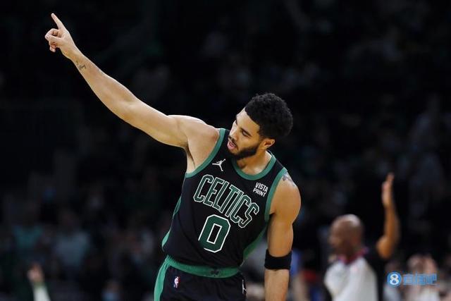 这名年轻球 这名年轻球