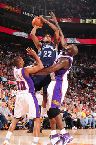 尽管他们在 尽管他们在